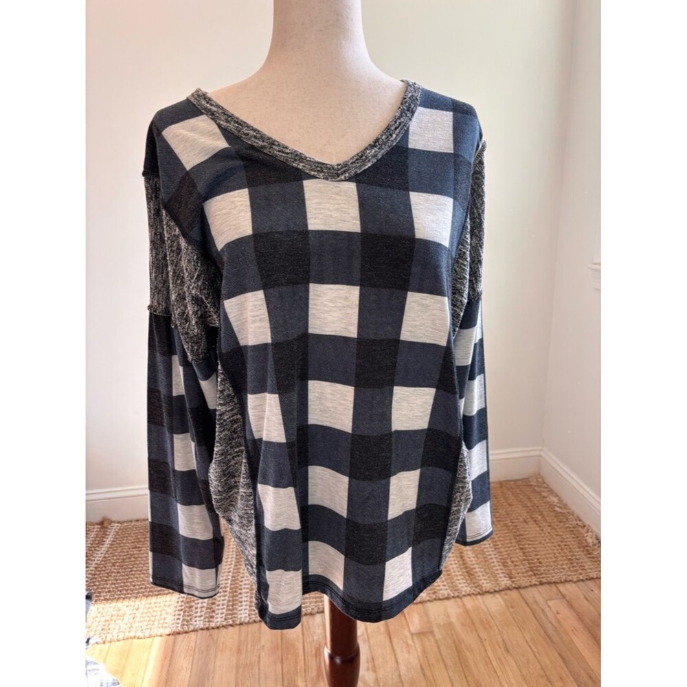 Cato Large Plaid Long Sleeve Tunic Tee Shirt